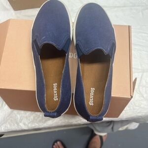 Soludos Men's Algarve Navy Slip On Sneaker Size 10 NWT